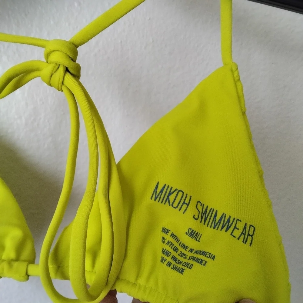Mikoh Women's Lime Green Bikini Top Size Small